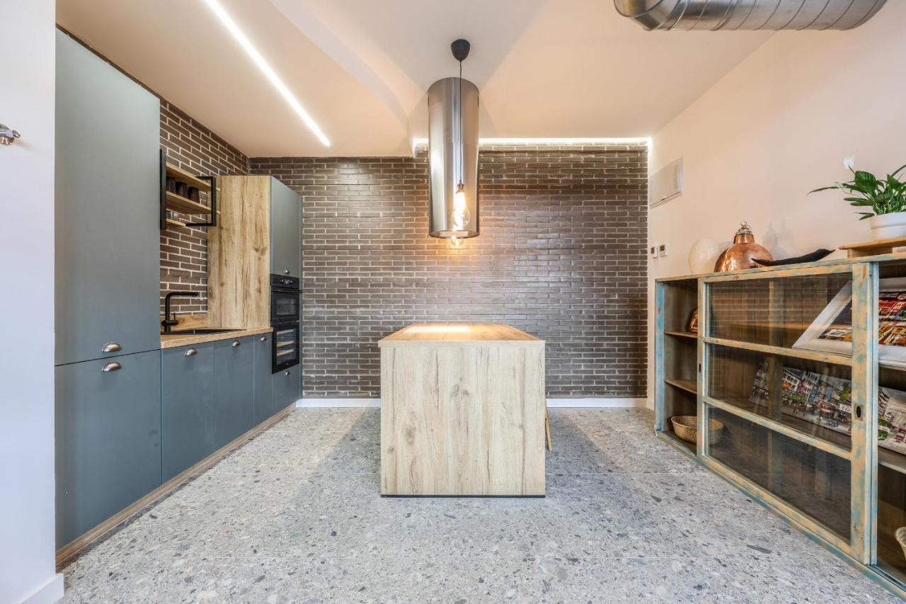 Loft Reformado Industrial Apartment Madrid Luaran gambar
